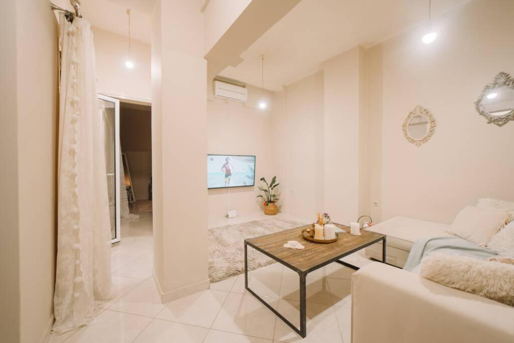 Apartamento Debbies House Kalamata Exterior foto