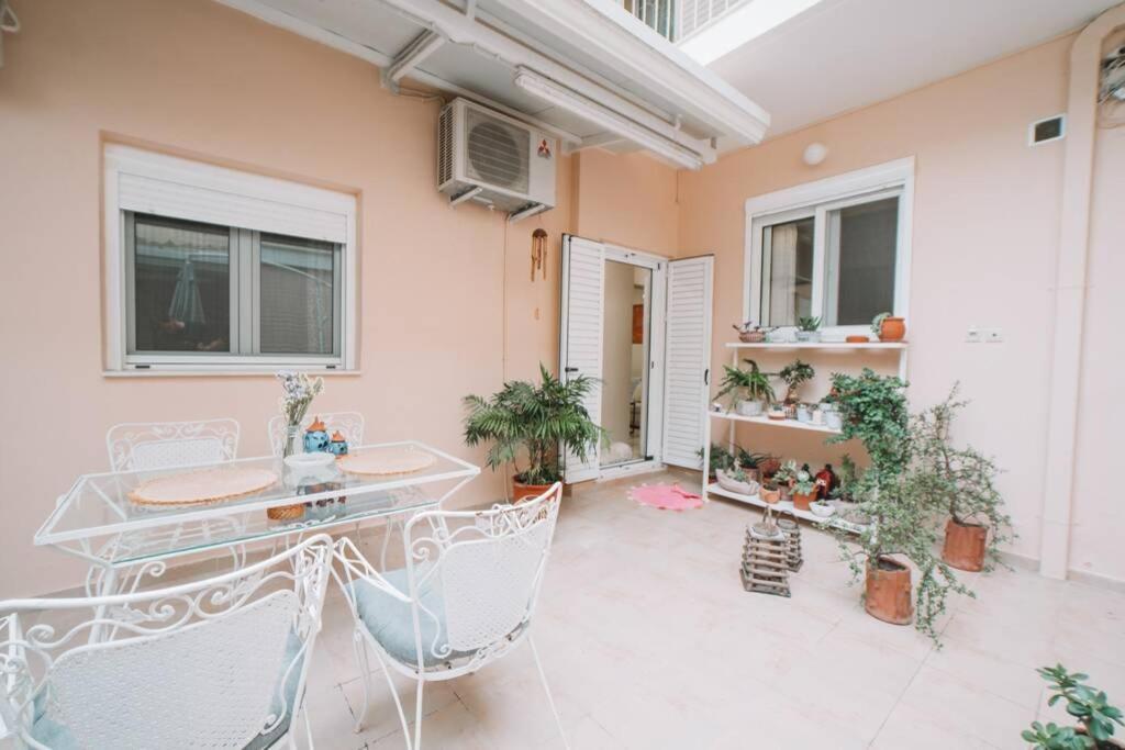 Apartamento Debbies House Kalamata Exterior foto